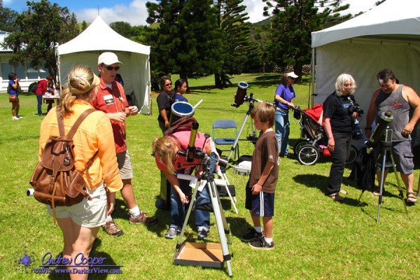 Visitors enjoy great views of an active Sun at the 2012 Waimea Planet Walk