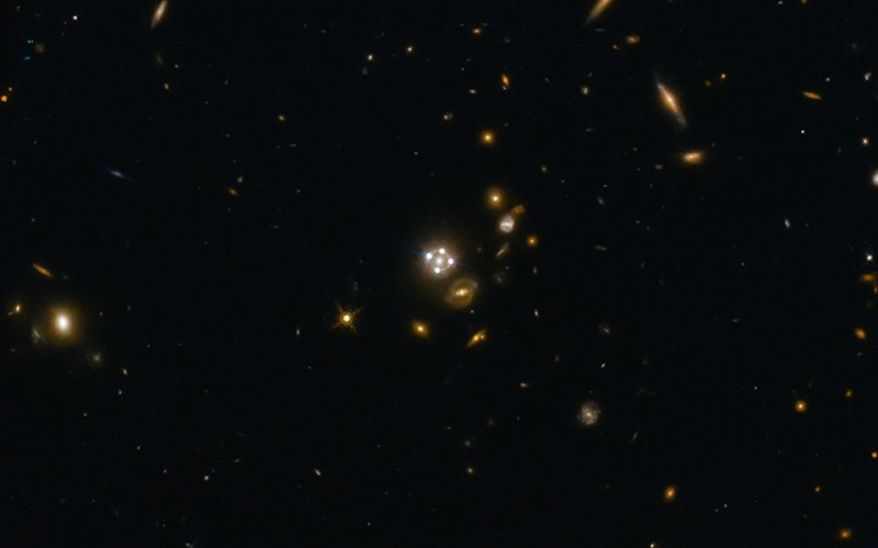 Lensed Quasar HE0435-1223