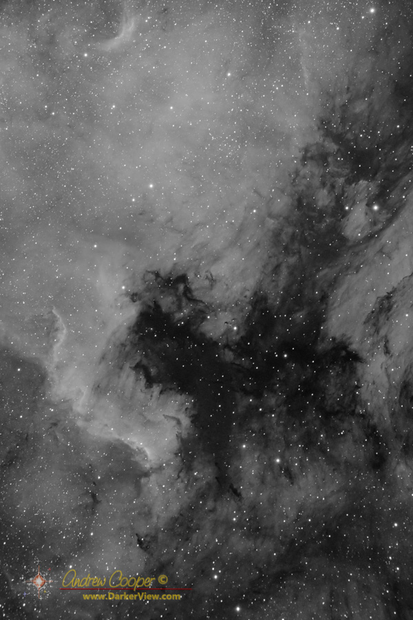 The bright North American Nebula and the rifts of the dark nebulae LDN 935 in hydrogen alpha light